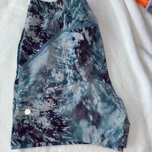 Men’s Lululemon Blue Patterned Shorts